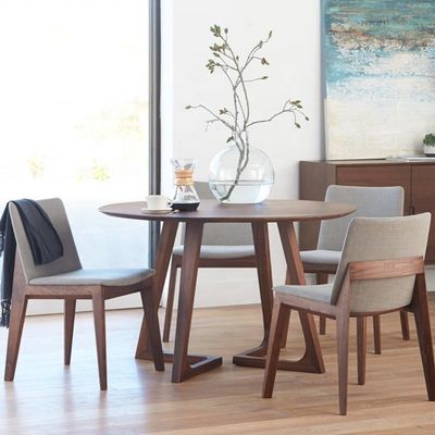 Σύγχρονα έπιπλα τραπεζαρίας 2021 Οικονομικό ξύλινο τραπέζι με προσαρμοσμένο πρακτικό σχεδιασμό και χαρακτηριστικά