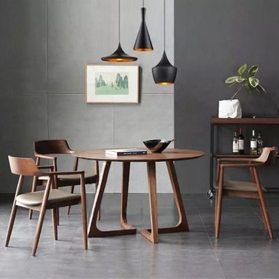 Σύγχρονα έπιπλα τραπεζαρίας 2021 Οικονομικό ξύλινο τραπέζι με προσαρμοσμένο πρακτικό σχεδιασμό και χαρακτηριστικά