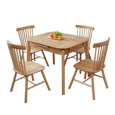 Σκανδιναβικό τραπέζι και καρέκλα για απλό σύγχρονο οικολογικό σπιτικό μπαρ