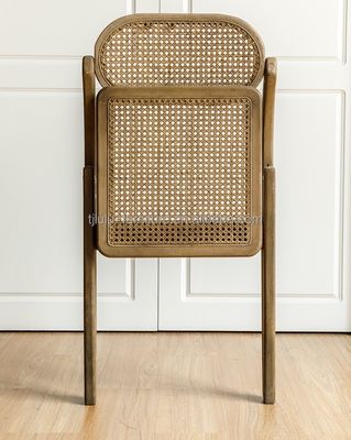 Στυλάτο Morden Dining Fruniture ξύλινη καρέκλα με ανθεκτικό κάθισμα και πλάτη από ράταν