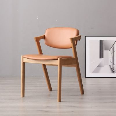Σπίτι Έπιπλα Βόρειο Στυλ Σχήμα Z Δρυς ξύλο Pu/ ύφασμα Τυλιζόμενη καρέκλα τραπεζαρίας με υπηρεσία OEM Γενικά αποδεκτό