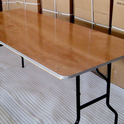 Εξωτερικά ορθογώνια συμπαγή ξύλο Πρακτορείο γάμου Ξενοδοχείο Δαπεζάκια αναδιπλούμενων τραπεζών με σύγχρονο σχεδιασμό για γάμους και ξενοδοχεία