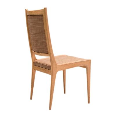 Έπιπλα τραπεζαρίας Μαγνητόξυλα Καρέκλες με υψηλή πλάτη με υφάσματα στο σκανδιναβικό σχέδιο