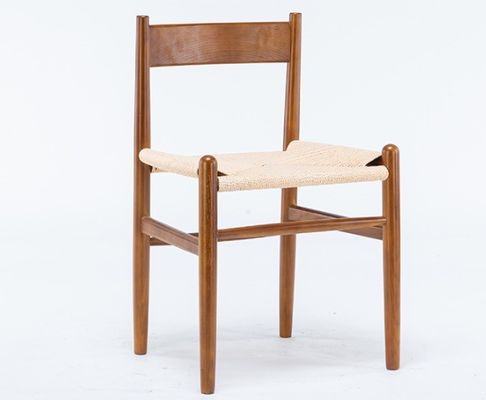 Έπιπλα τραπεζαρίας από βόρειο ξύλο Ρατάνια