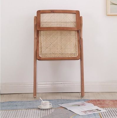 Σκανδιναβική πολυθρόνα τραπεζαρίας από στερεό ξύλο με παραδοσιακή χειροτεχνία