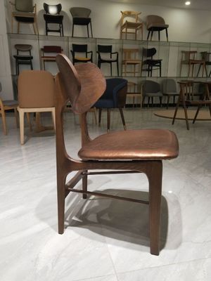 Κλασική σκανδιναβική καρέκλα εστιατορίου W48cm*D50cm*82cm με ξύλινες καρέκλες με χαλυβουργία