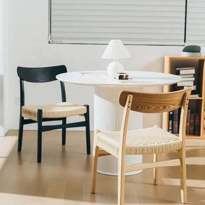 Κλασικά έπιπλα τραπεζαρίας και καθιστικού Καλό σχεδιασμό Αρχαία ξύλο βελανιδιάς Θέσεις Wishbone με σχοινί