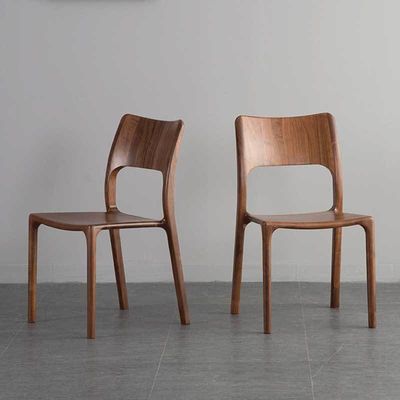 Ειδική καρέκλα τραπεζαρίας από στερεό ξύλο με ανταγωνιστικό και αποδεκτό από τον πελάτη σχεδιασμό