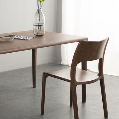 Ειδική καρέκλα τραπεζαρίας από στερεό ξύλο με ανταγωνιστικό και αποδεκτό από τον πελάτη σχεδιασμό