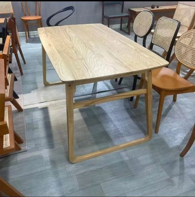 Οικιακά έπιπλα Εγγυημένο ορθογώνιο ξύλινο τραπέζι για διακόσμηση τραπεζαρίας