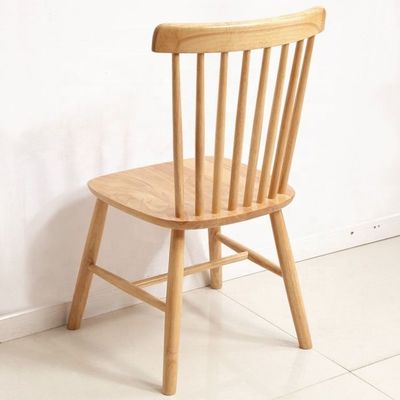 400 κιλά βαρύτητα Καρέκλα Windsor κατασκευασμένη από στερεό ξύλο βουκιού για κομψή και ανθεκτική εμπειρία τραπεζαρίας