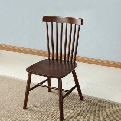 400 κιλά βαρύτητα Καρέκλα Windsor κατασκευασμένη από στερεό ξύλο βουκιού για κομψή και ανθεκτική εμπειρία τραπεζαρίας