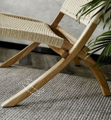 Ελαφριά κομψότητα λακαρισμένο φινίρισμα κλασικό σκανδιναβικό υφασμένο σχοινί στερεό ξύλο αναδιπλούμενη καρέκλα σαλόνι για καθιστικό