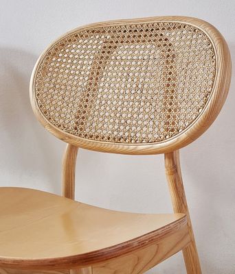 Σύγχρονη σχεδίαση Ash Wood Frame Rattan τραπεζική καρέκλα για εστιατόρια