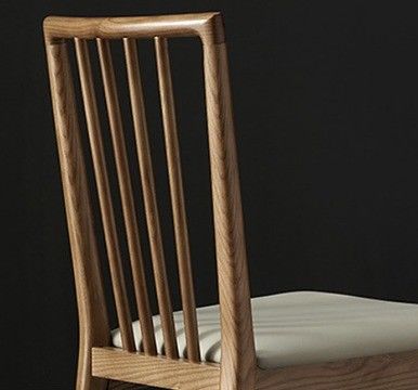 Καρέκλα διασκέδασης Εστιατόριο Σκληρό ξύλο Καρέκλα τραπεζαρίας με σχεδιασμό και ταπετσαρία