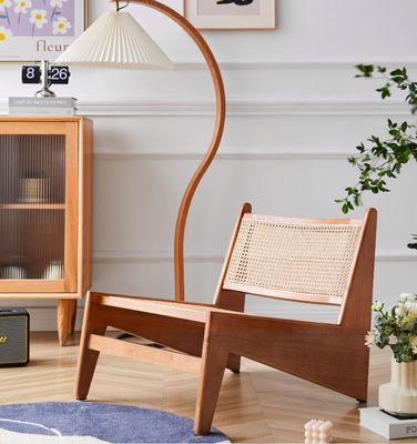 Σύγχρονη σχεδίαση Leisure Lounge Chairs Γεννητικά έπιπλα ξύλινα καθίσματα καθισμάτων με φυσικό πλαίσιο βελανιδίου Rattan ξύλινη καρέκλα