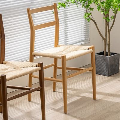 Σκληρή ξύλινη τραπεζαρική καρέκλα με υφασμένο μαξιλάρι κορδόνι Η τέλεια προσθήκη στο γραφείο εργασίας και το καφέ αναψυχής σας