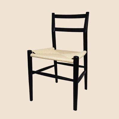 Σκληρή ξύλινη τραπεζαρική καρέκλα με υφασμένο μαξιλάρι κορδόνι Η τέλεια προσθήκη στο γραφείο εργασίας και το καφέ αναψυχής σας