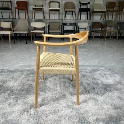 Σύγχρονη καρέκλα με ανθεκτικό σχοινί και λειτουργία ανύψωσης