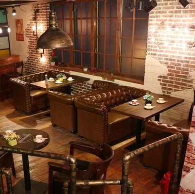 Σκανδιναβικό Σχεδιασμό Σύγχρονη Στρατηγική από Μαγνητόξυλο και Δερμάτινο PU για ένα κάθισμα Καναπέ Σπιτιού
