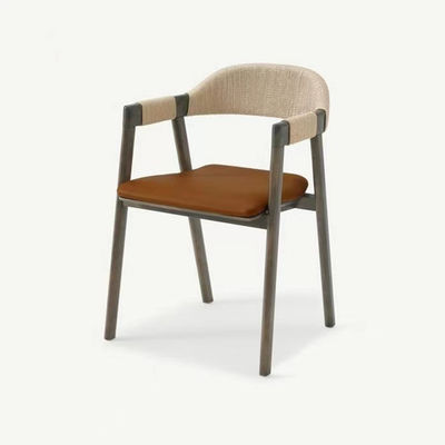 Καρέκλα τραπεζαρίας με υφασμένο καλώδιο και λακαρισμένο φινίρισμα σε αρχαίο ξύλινο σχέδιο