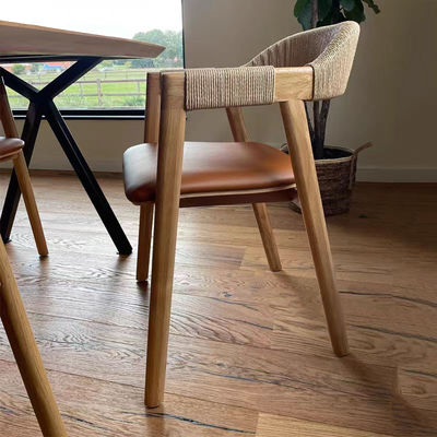 Καρέκλα τραπεζαρίας με υφασμένο καλώδιο και λακαρισμένο φινίρισμα σε αρχαίο ξύλινο σχέδιο