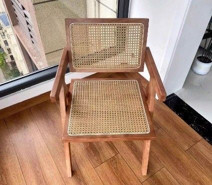 Καρέκλα τραπεζαρίας από φυσικό στερεό ξύλο με σύγχρονο εστιατόριο από ράταν σε μαύρο φινίρισμα