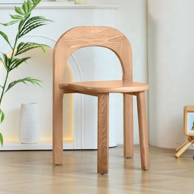 Σκληρή μαύρη ξύλινη καρέκλα με κλασικό στυλ με σχήμα U και στυλ ανυψωτικής καρέκλας
