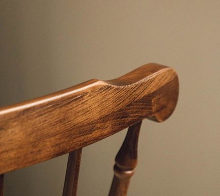 Χωρίς διπλώματα και ταχυδρομικές συσκευασίες Στρατηγική τραπεζαρίας από στερεό ξύλο Λοξοφόρο στυλ σκανδιναβικό τέλειο για τραπεζαρία