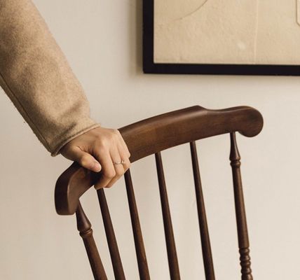 Χωρίς διπλώματα και ταχυδρομικές συσκευασίες Στρατηγική τραπεζαρίας από στερεό ξύλο Λοξοφόρο στυλ σκανδιναβικό τέλειο για τραπεζαρία