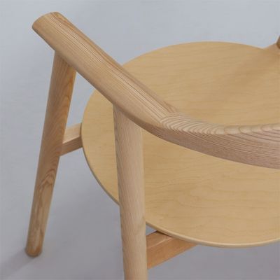 Λούξυ μοντέρνα σκανδιναβική στερεά ξύλινη τραπεζαρική καρέκλα για τραπεζαρία W55*D47.5*H74.5 cm με OEM Υπηρεσία Δέχεται
