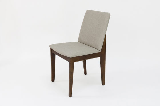 Στρατηγική τραπεζαρίας από στερεό ξύλο με προσαρμοσμένη ταπετσαρία