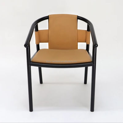 Ειδική καρέκλα τραπεζαρίας Με στερεό ξύλινο πλαίσιο Ελεύθερο καθιστικό Αξιοθέτηση Καρέκλες με καφέ δέρμα σέλας