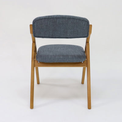 Προσαρμοσμένη ξύλινη καρέκλα με αναδιπλούμενο σχεδιασμό